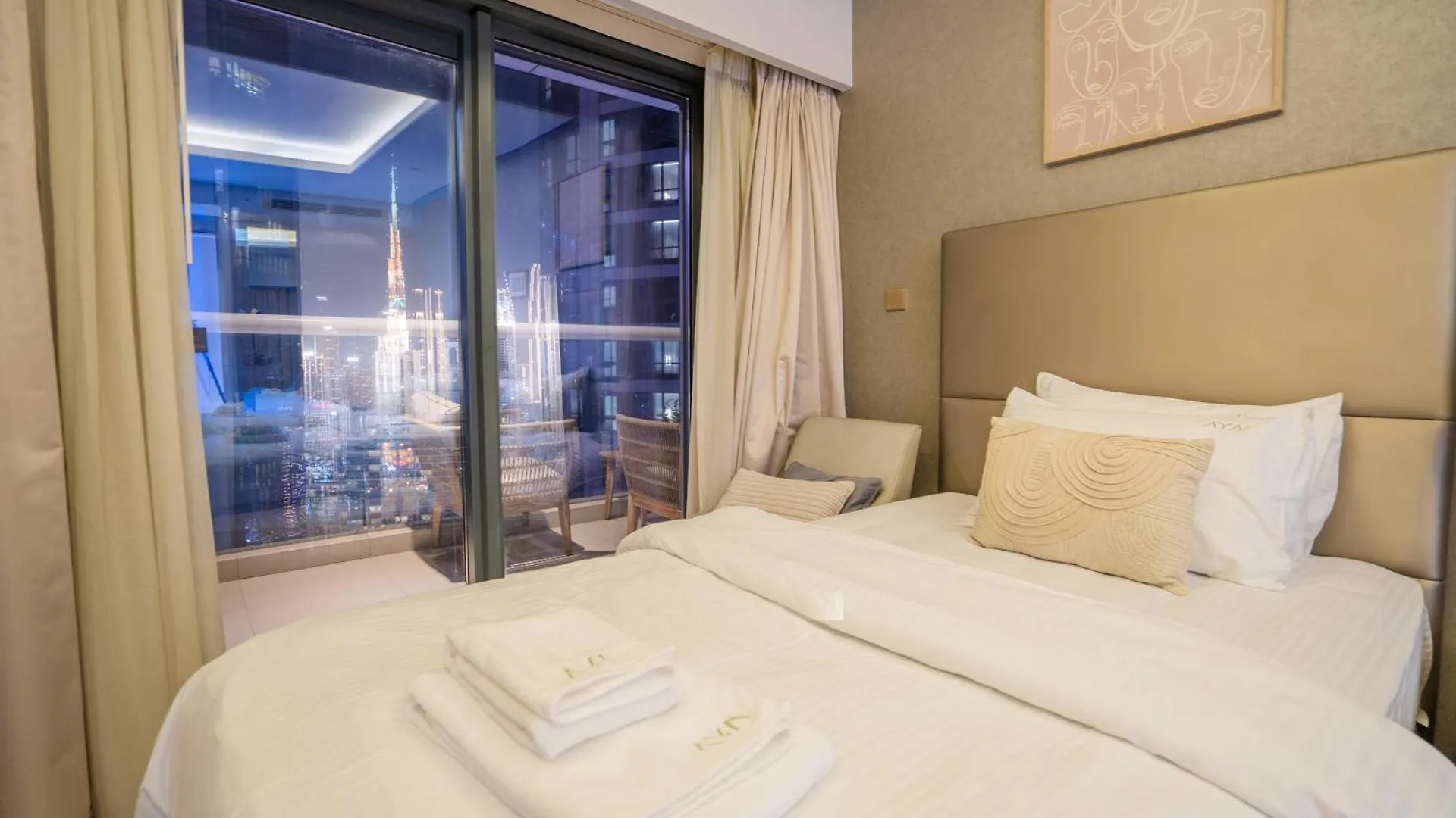 Luxe 2Br Haven With Spectacular Burj Khalifa & Dubai Frame Views Apartment