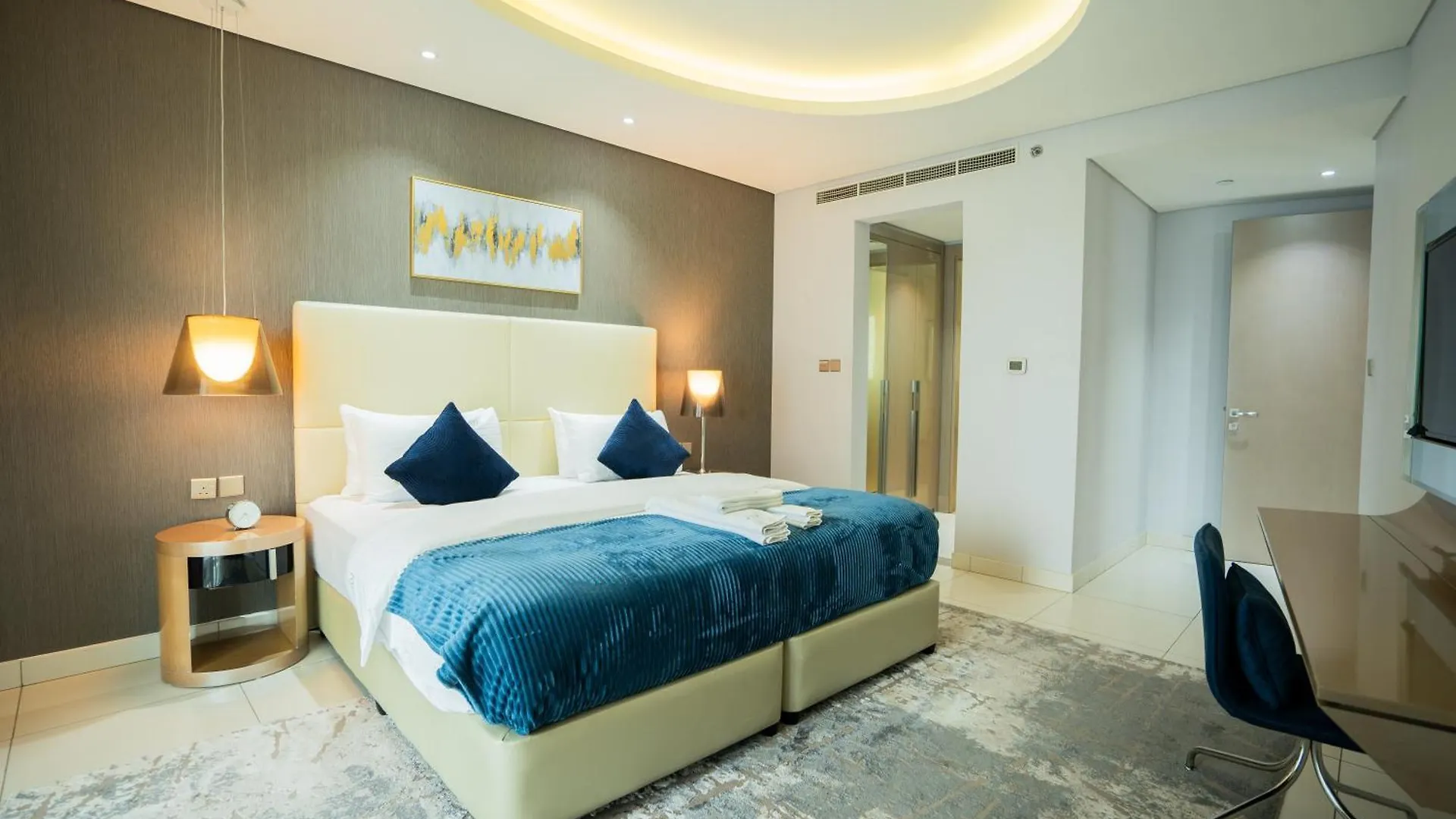 Luxe 2Br Haven With Spectacular Burj Khalifa & Dubai Frame Views Apartment