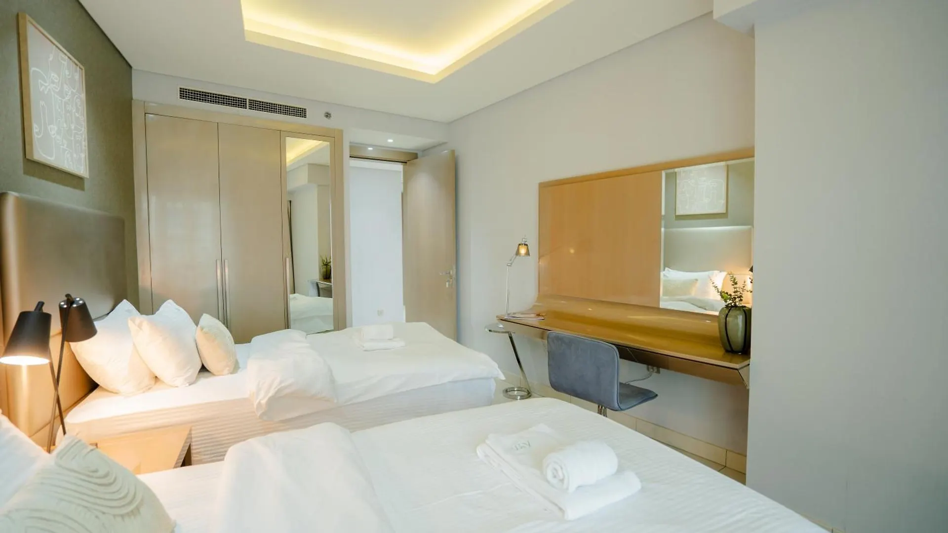 Luxe 2Br Haven With Spectacular Burj Khalifa & Dubai Frame Views Apartment