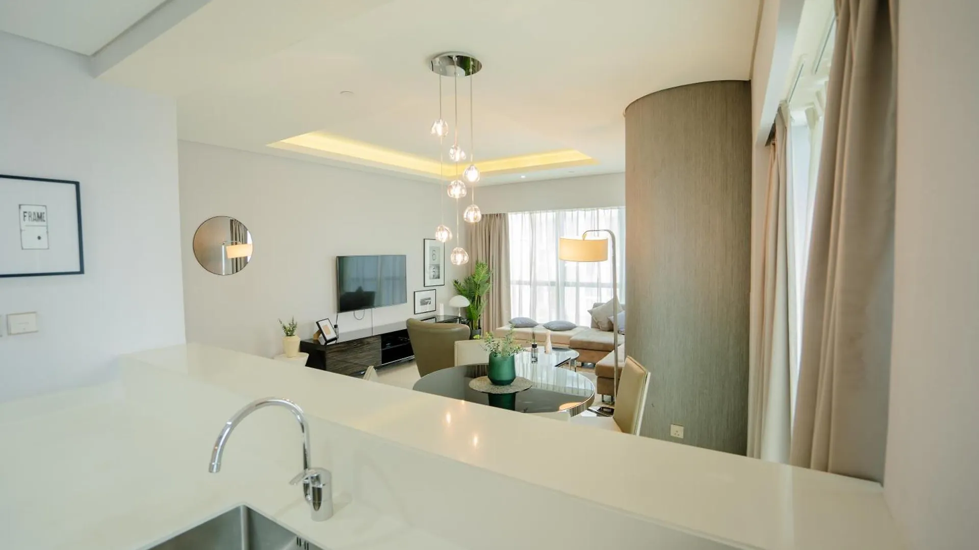 Luxe 2Br Haven With Spectacular Burj Khalifa & Dubai Frame Views Apartment